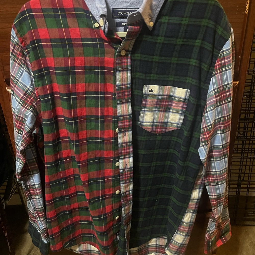 crown & ivy Red and Green Mixed Plaid Button-Down Shirt
